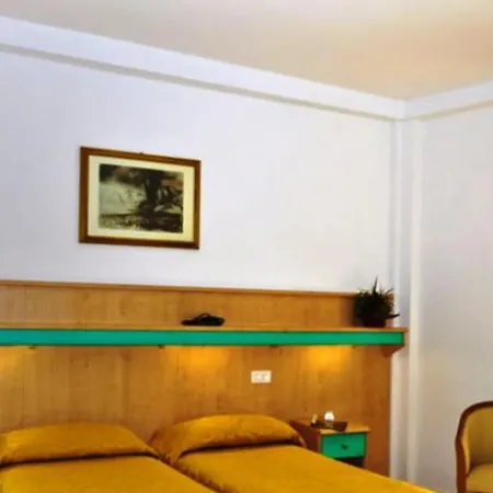 Gimm Hotel 4*